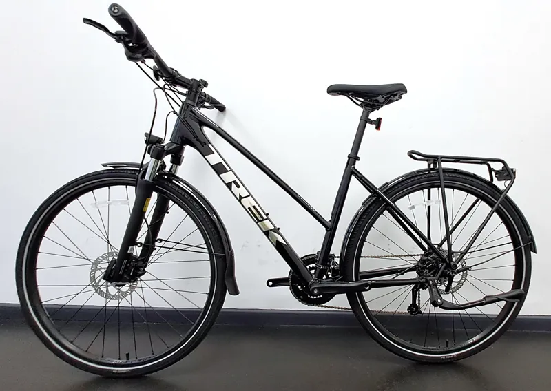 EX DISPLAY Trek Dual Sport 2 Stagger Equipped Hybrid Bike Large 2023 in Black-1