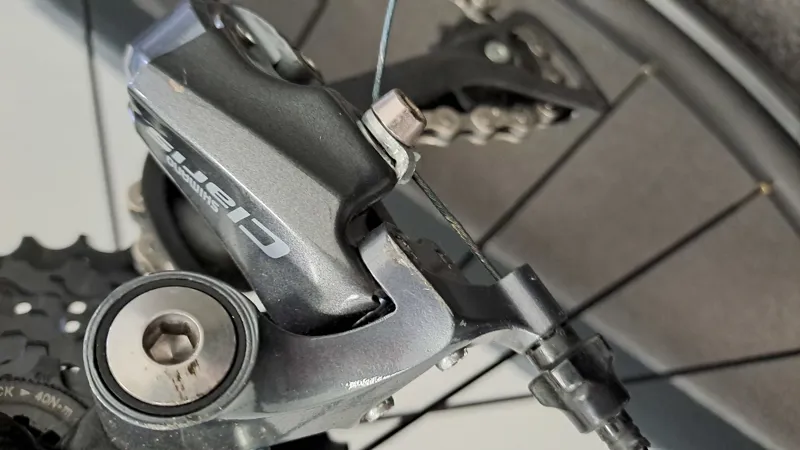 EX DISPLAY Trek Domane AL 2 Road Bike 54cm 2023 in Metallic Blue -10