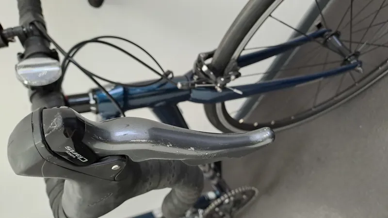 EX DISPLAY Trek Domane AL 2 Road Bike 54cm 2023 in Metallic Blue -7