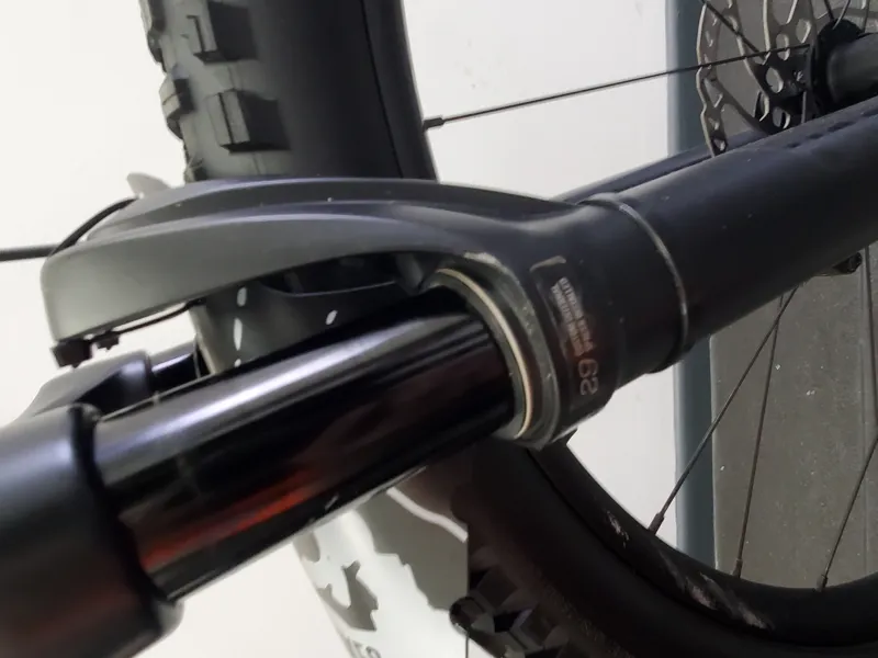 EX DEMO Trek Fuel EX 8 XT Gen 5 29 Full Suspension Mountain Bike Medium 2022 in Alpine Blue-9