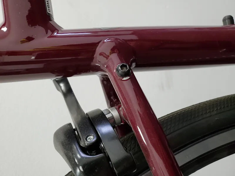 EX DISPLAY Specialized Allez Road Bike 44cm 2021 in Raspberry Red-3