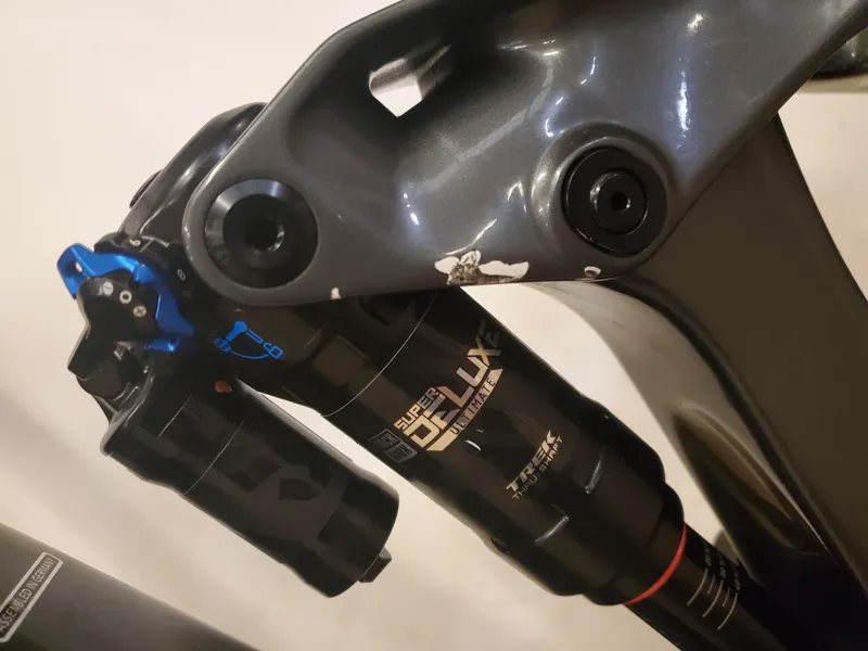 EX DEMO Trek Slash 9.8 XT 29 Full Suspension Mountain Bike Small 2021 in Grey -2