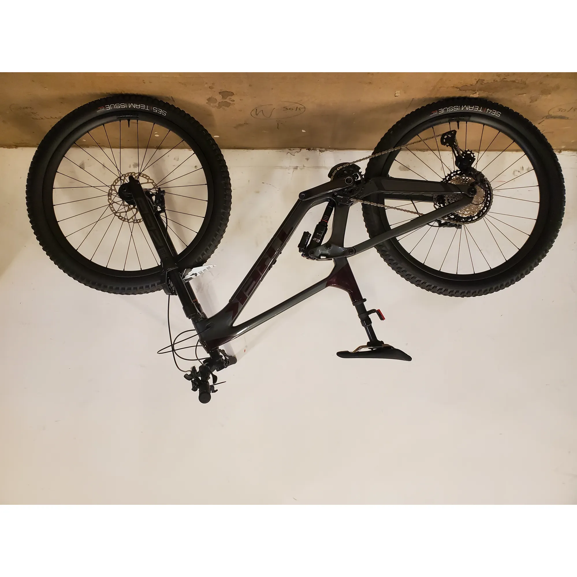 Bicycles Trek Slash 2021 Frame EX DEMO Trek Slash XT 29 Full