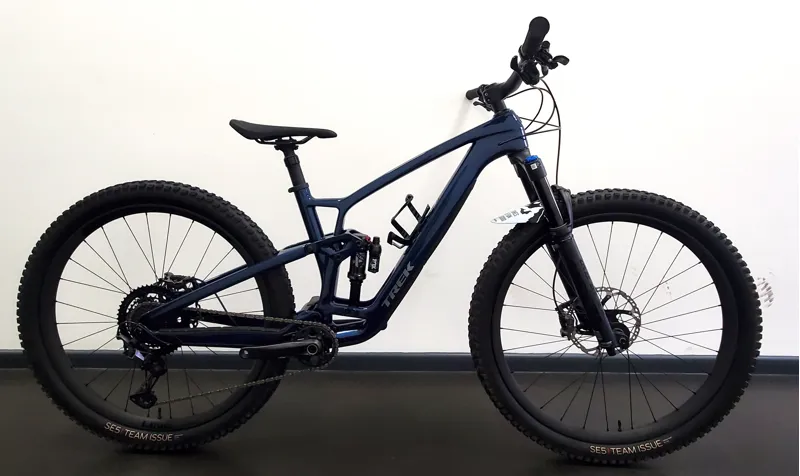 EX DEMO Trek Fuel Ex 9.8 XT Gen 6 Full Suspension Mountain Bike MediumLarge 2023 in Mulsanne Blue
