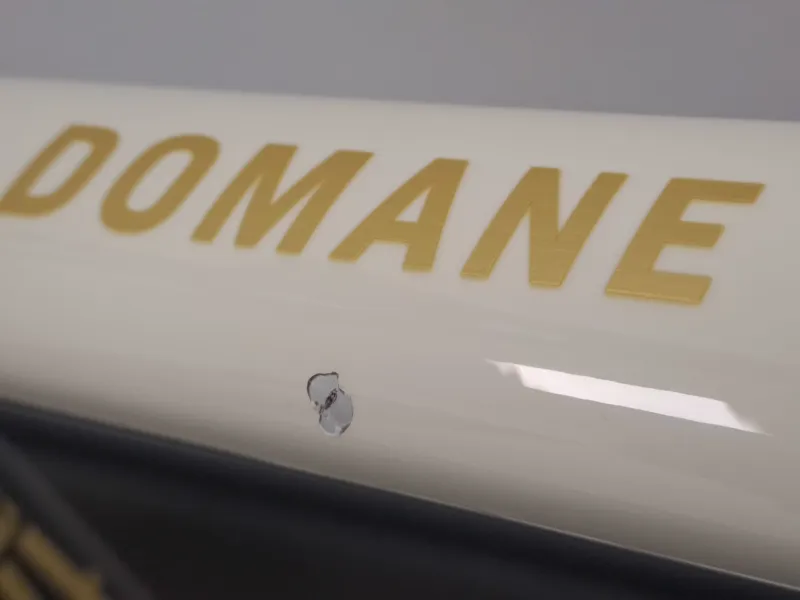 EX DISPLAY Trek Domane AL 4 Gen 4 Road Bike 52cm 2024 in Era White-2