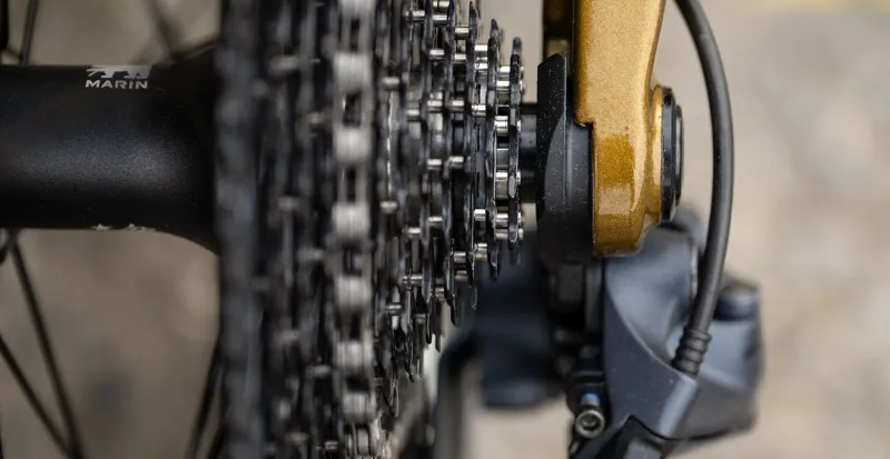 Marin Rift Zone XR 29 Full Suspension Mountain Bike 2025 in Champagne/Brown -5