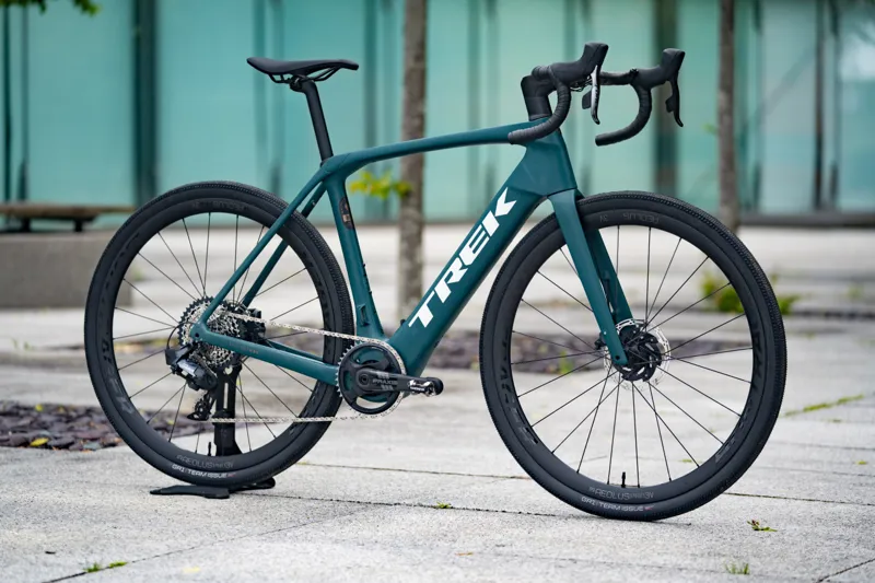 Trek Domane+ SLR 7 AXS Electric Road Bike 2024 in Juniper-9