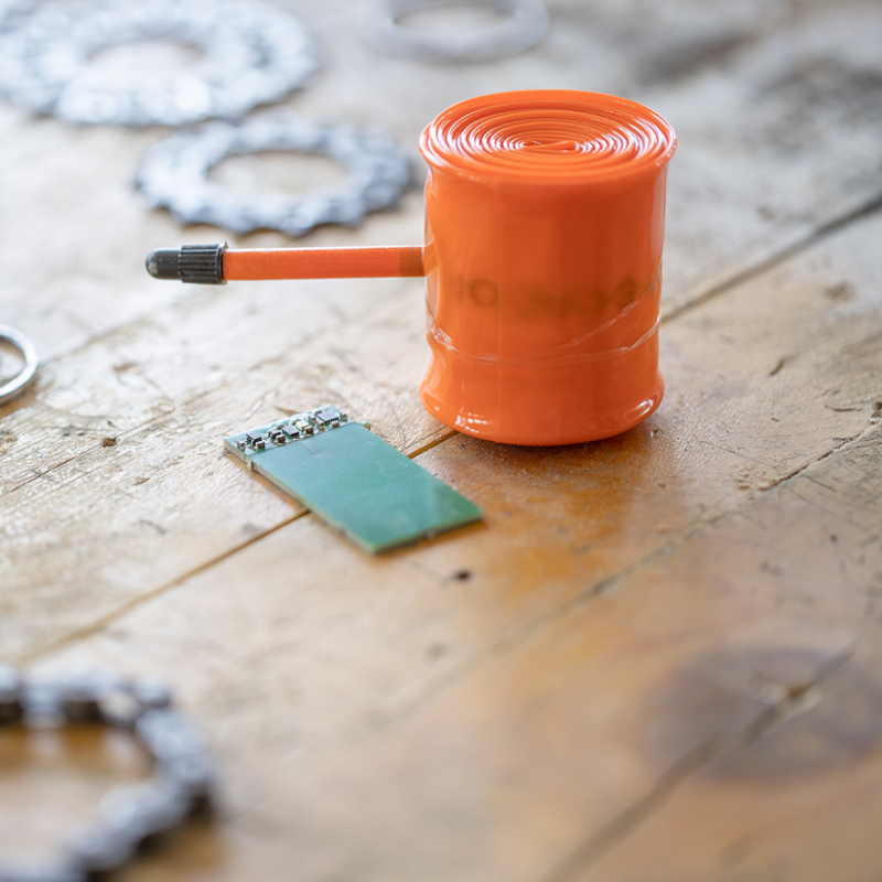 Tubolito Tubo PSENS MTB 29in x1.8-2.5in Presta in Neon Orange-6