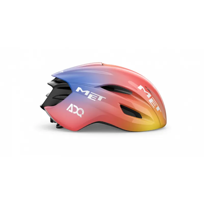 Met Helmet Manta MIPS UAE Team ADQ-1