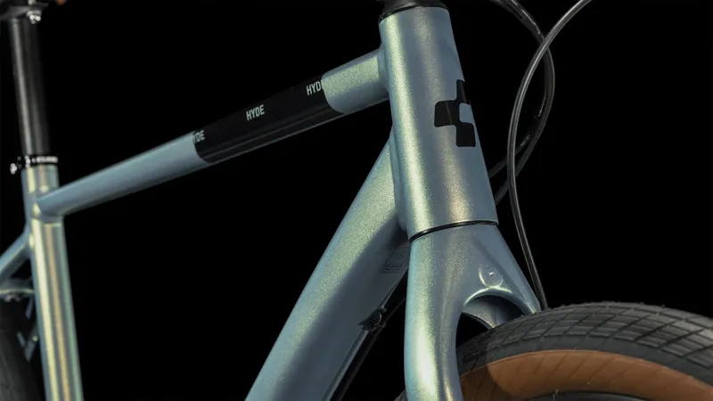 Cube Hyde Pro Hybrid Bike 2024 in Metalgreen/Black-4