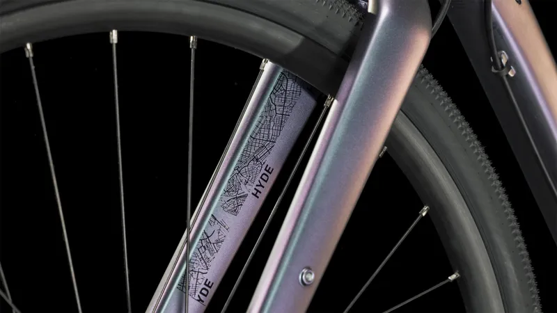 Cube Hyde Race Hybrid Bike 2024 in Galactic/Black-5