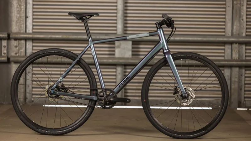 Cube Hyde Race Hybrid Bike 2024 in Galactic/Black-2