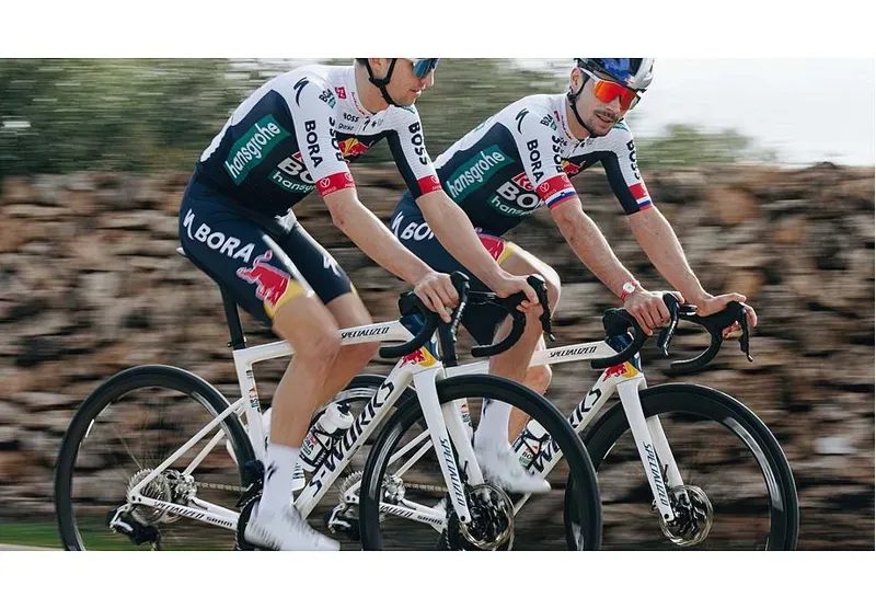 Specialized S-Works Tarmac SL8 Road Frameset 2025 in Red Bull - BORA - Hansgrohe Red Bull Bora White-4