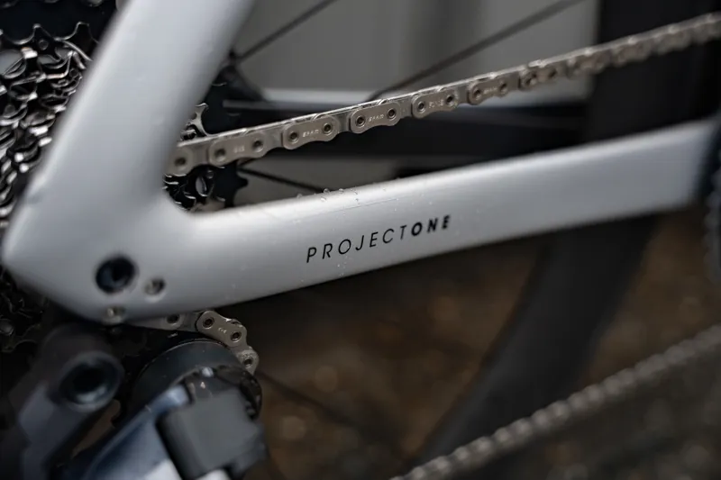 Trek Madone SLR 7 eTap Gen 7 Road Bike 2024 in Satin Quicksilver-12