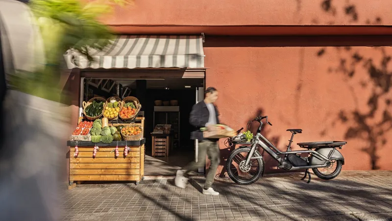 Specialized Turbo Porto Electric Cargo Bike 2026 in Smoke Black-9