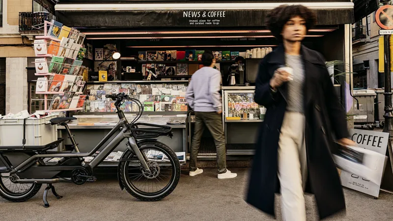 Specialized Turbo Porto Electric Cargo Bike 2026 in Smoke Black-10