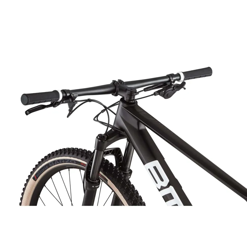 BMC Twostroke 01 FIVE Deore Hardtail Mountain Bike 2023 in Carbon/White/Grey-11