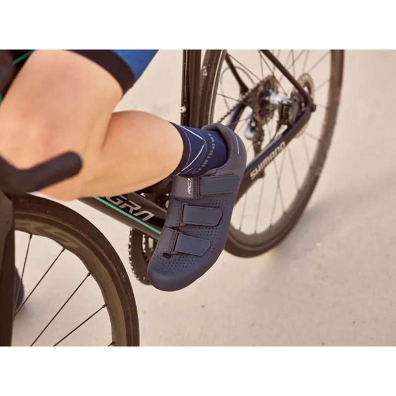 Shimano RC1 Road Shoe in Navy-4
