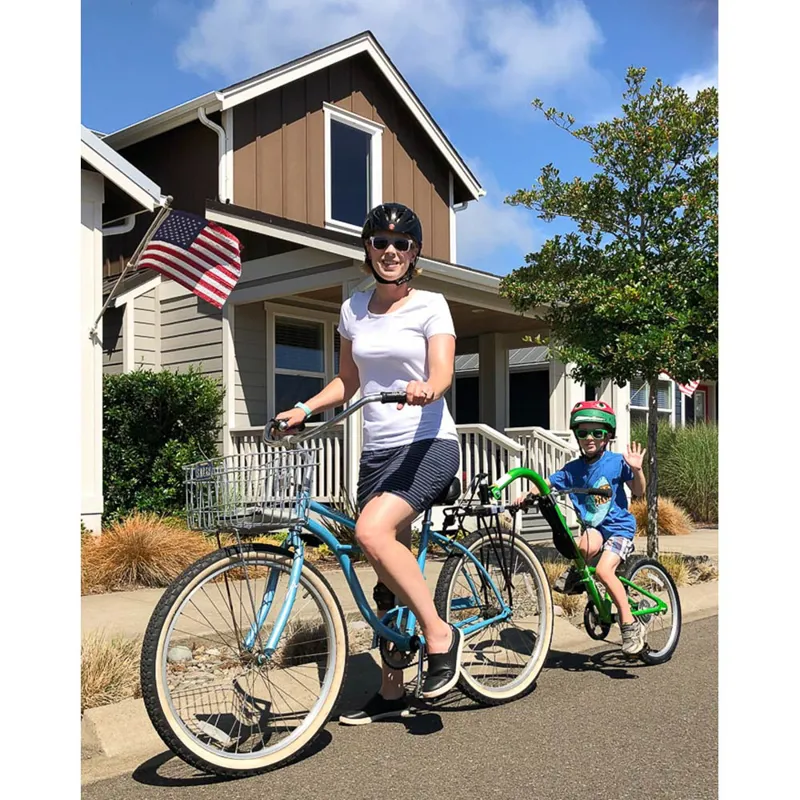 Burley Piccolo Trailer Cycle Tag-Along in Green -4