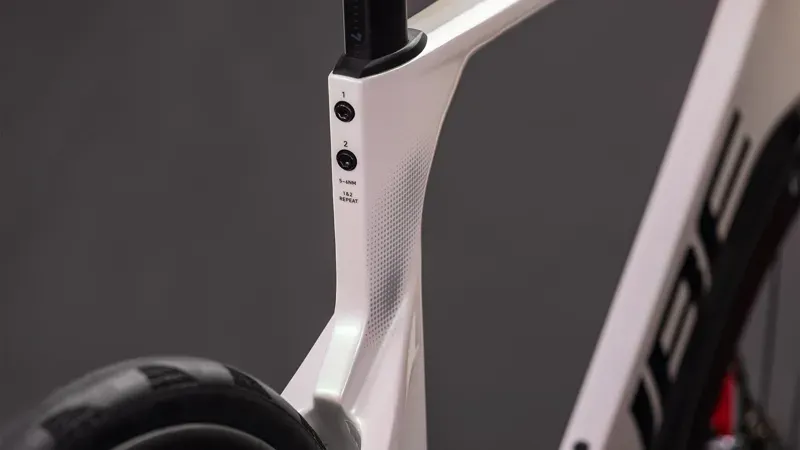 Cube Litening Aero C:68X SLT Road Bike 2026 in Teamline-4