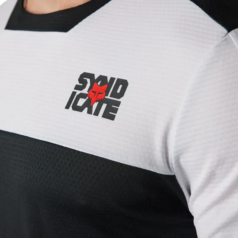 Fox Defend Syndicate Long Sleeve Jersey in White/Black-3