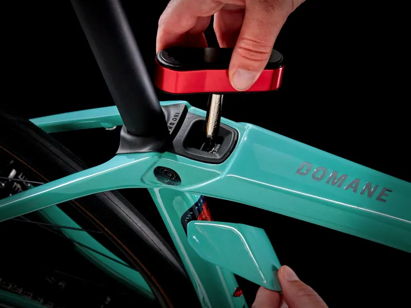 Trek Domane SL 5 Gen 4 Disc Carbon Road Bike 2023 in Blue Sage 58cm-7