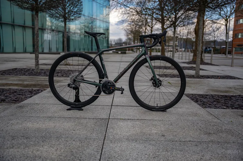 Giant TCR Advanced Pro Disc 1 AXS Road Bike 2024 in Iridescent-6