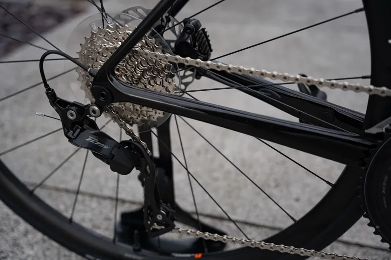 Giant TCR Advanced Disc 2 Road Bike 2025 in Panther Black-10