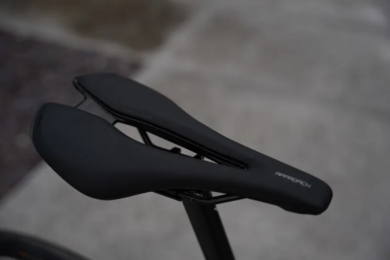 Giant TCR Advanced Disc 2 Road Bike 2025 in Panther Black-11