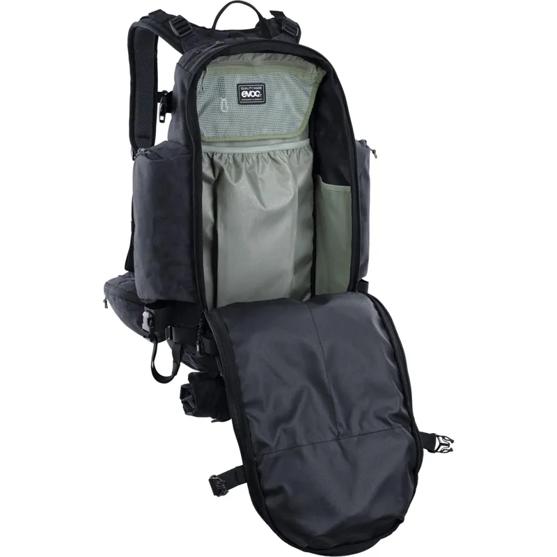 Evoc Trail Builder Performance Backpack in Black-6