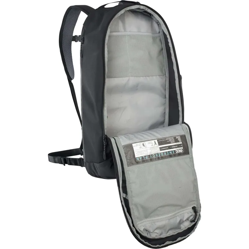 Evoc Commute 22L in Black-3