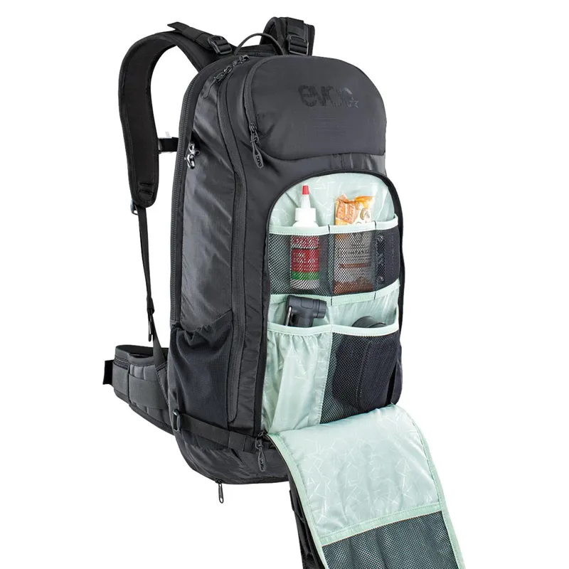 Evoc FR Trail E-Ride Medium/Large Protector Backpack in Black-1