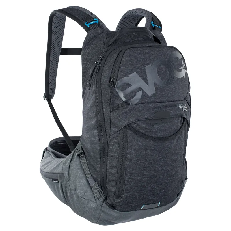 Evoc Trail Pro Protector Back Pack 16L S/M in Black/Carbon Grey