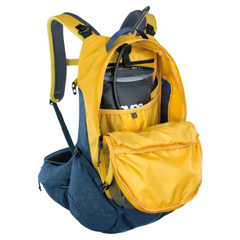 Evoc Trail Pro Protector Backpack 26L L/XL in Curry Yellow-5