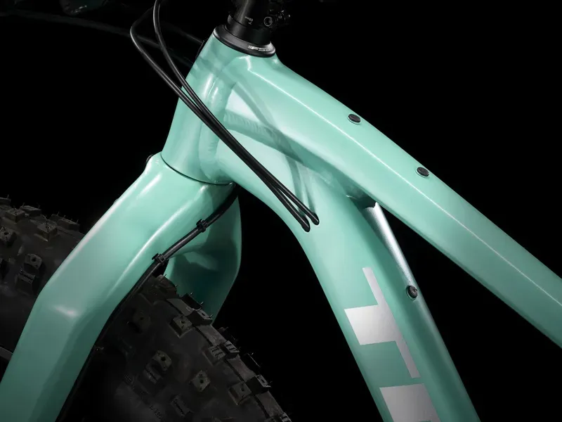 Trek Farley 5 Fat Bike 2026 in Blue Sage to Lithium Grey Fade-2