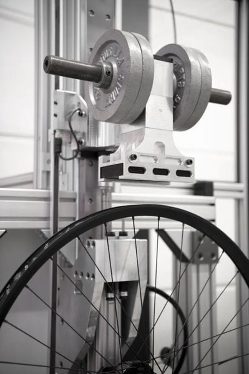 DT Swiss FR 1500 30mm Rim 110x15mm BOOST Axle 27.5in Front Wheel in Black-5