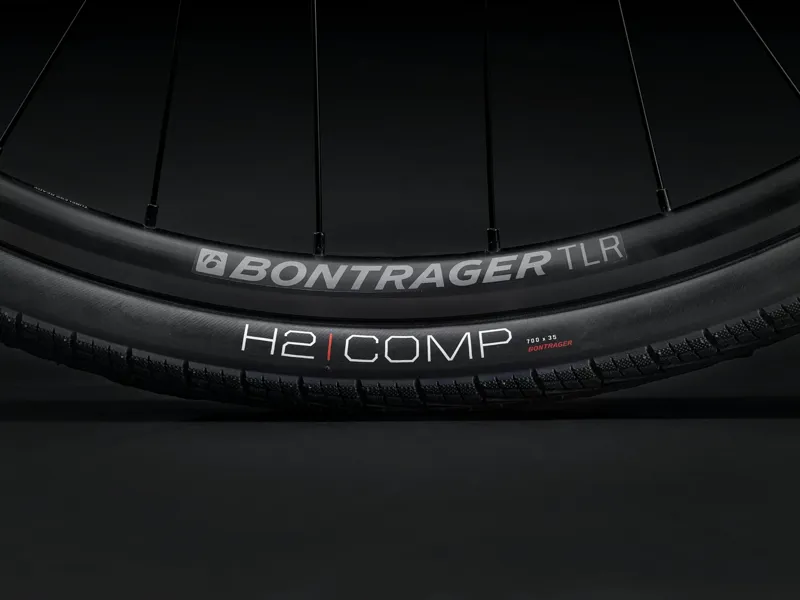 Trek FX 3 Hybrid Bike 2025 in Hex Blue-8