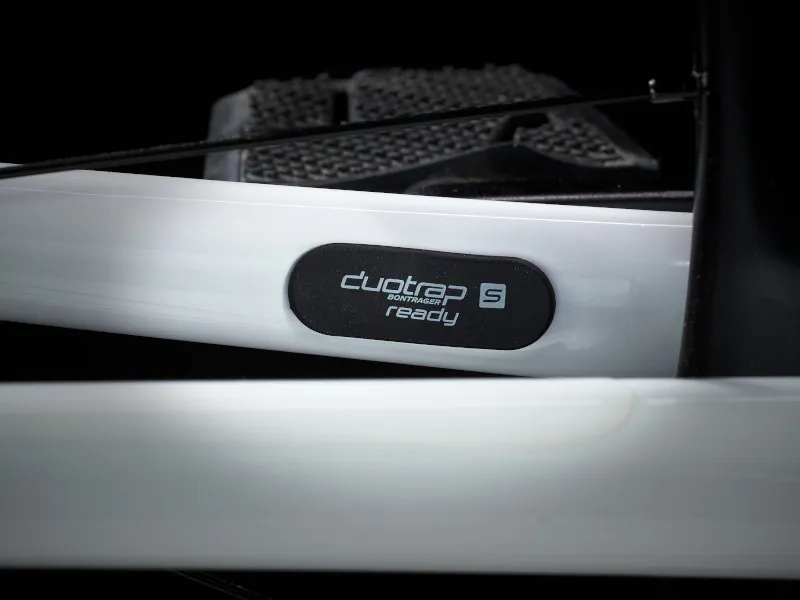 Trek FX Sport 4 Carbon Hybrid Bike 2025 in White-10