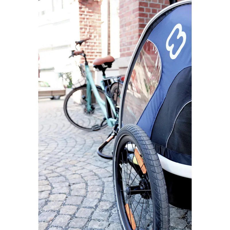 Hamax Outback Twin Child Bike Trailer in Navy/White-4