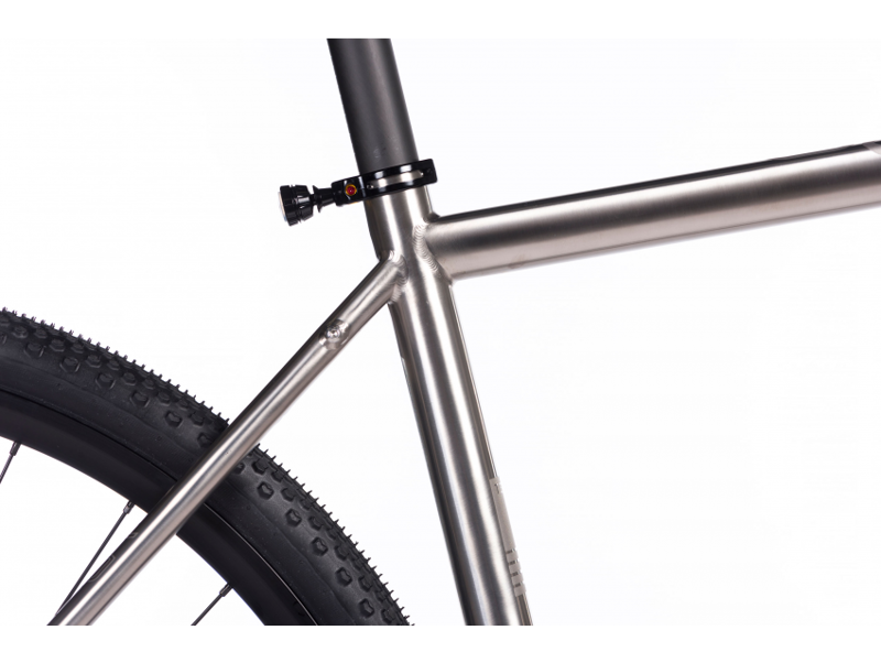 Orro Terra Ti GRX820 Gravel Road Bike 2024 in Titanium-6