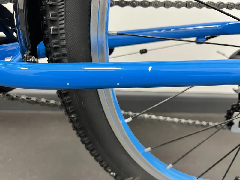 EX DISPLAY Trek Wahoo 24 inch Wheel Kids Bike 2022 in Blue-3