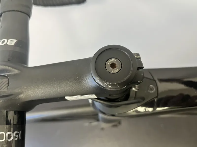 EX DISPLAY Trek Domane SLR 7 Road Bike 56cm 2022 in Dark Prismatic-2