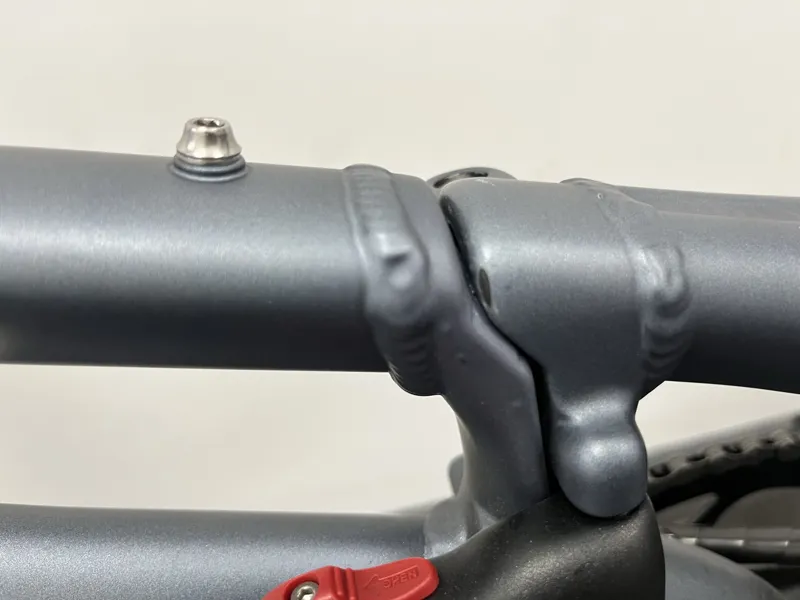 EX DISPLAY Tern BYB P8 Folding Bike 20 inch Wheels 8 Speed in Blue-4