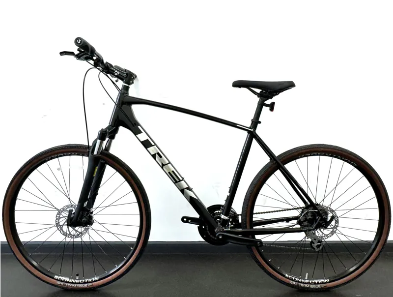 EX DISPLAY Trek Dual Sport 1 Hybrid Bike X-Large 2021 in Trek Black-1