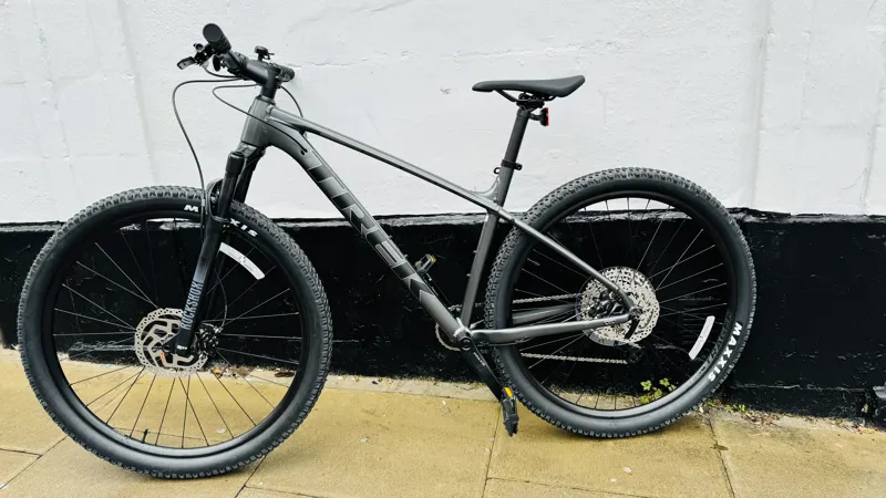 EX DISPLAY Trek X-Caliber 8 Hardtail Mountain Bike Large 2023 in Grey-2