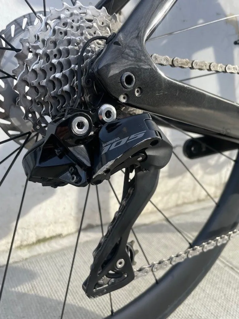 EX DEMO Trek Madone SL 6 Disc 105 Di2 Road Bike 56 2023 in Black-3