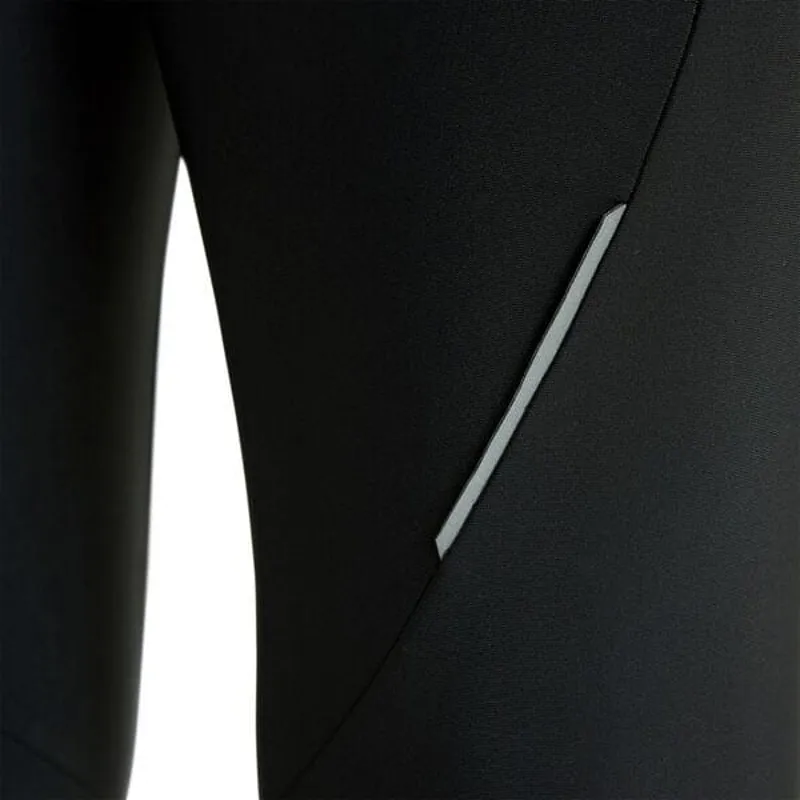 Madison Women's Sportive 3/4 Shorts in Black-4