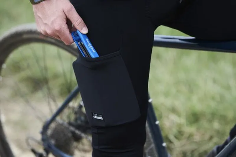 Madison Roam DWR Cargo Bib Tights in Black-7