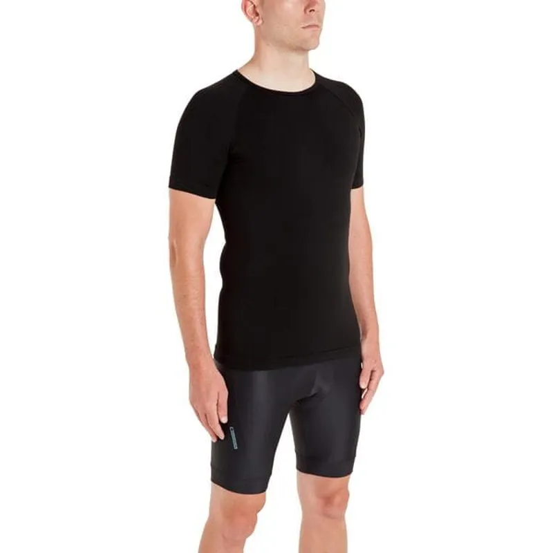 Madison Roam Isoler Mesh Short Sleeve Baselayer in Black-2