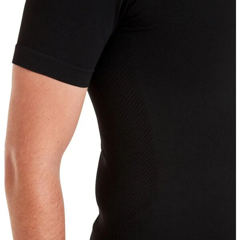 Madison Roam Isoler Mesh Short Sleeve Baselayer in Black-4